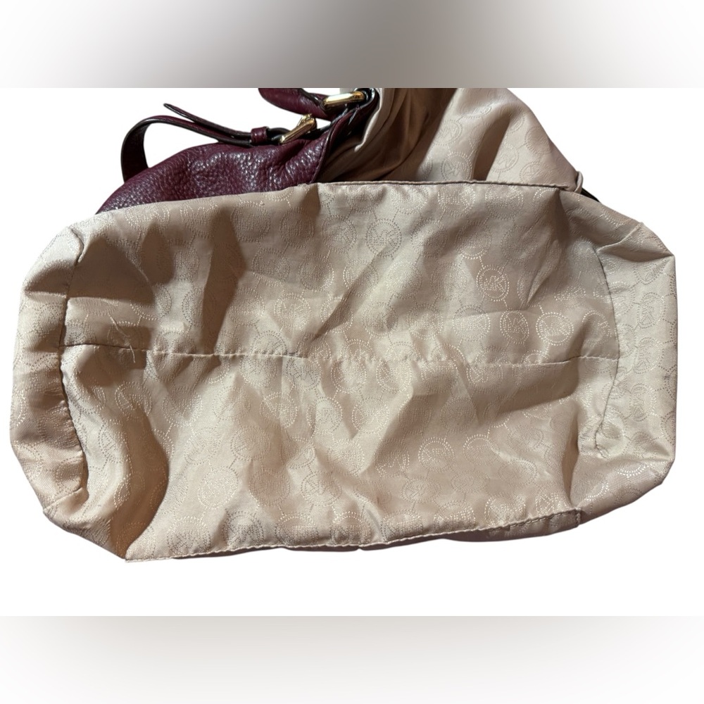 Michael Kors Bedford Large Shoulder Bag in Wine/Burgundy - Picture 16 of 16